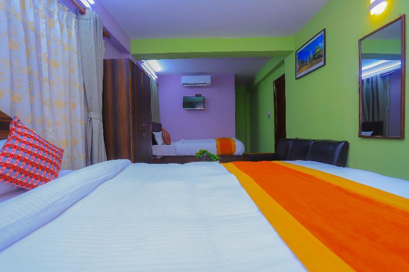 Oyo 492 Hotel Yeti Home Kathmandu Exterior photo